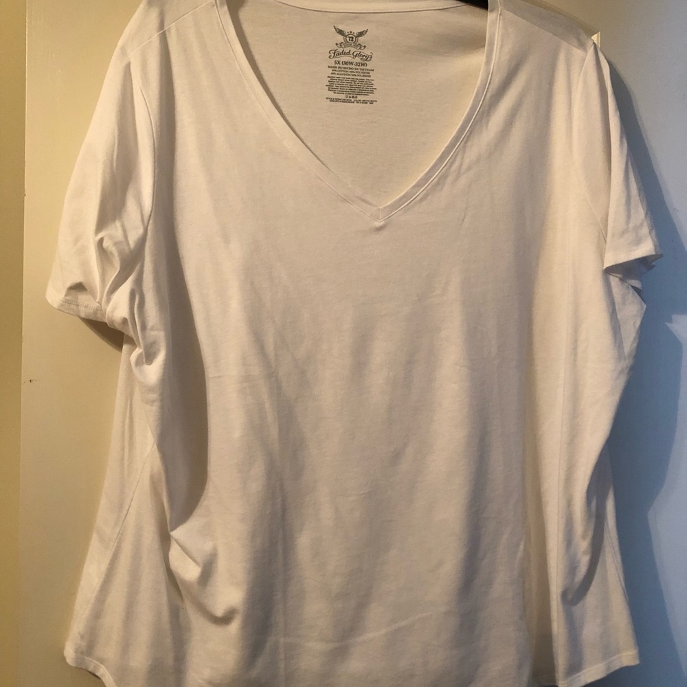 White tshirt sz 5X